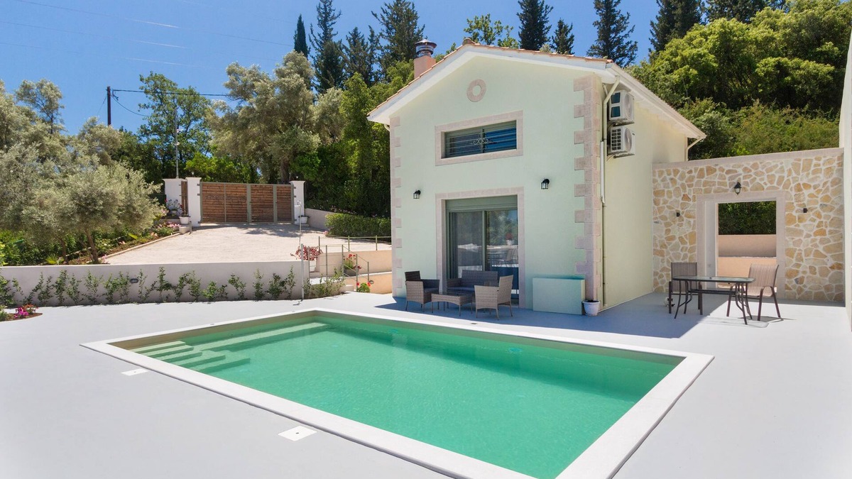 Kariotai Villa | Armonia View Villa with pool and amazing surrounding nature