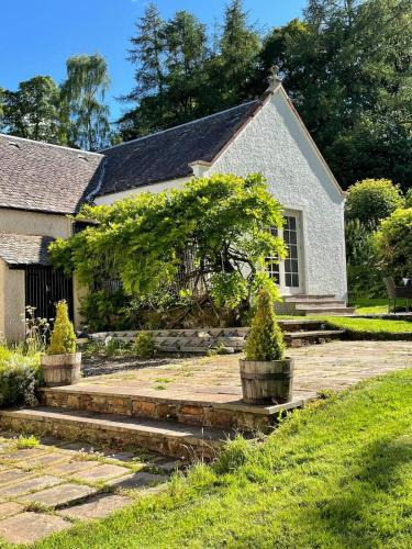 Kippen House | Arngomery Cottage
