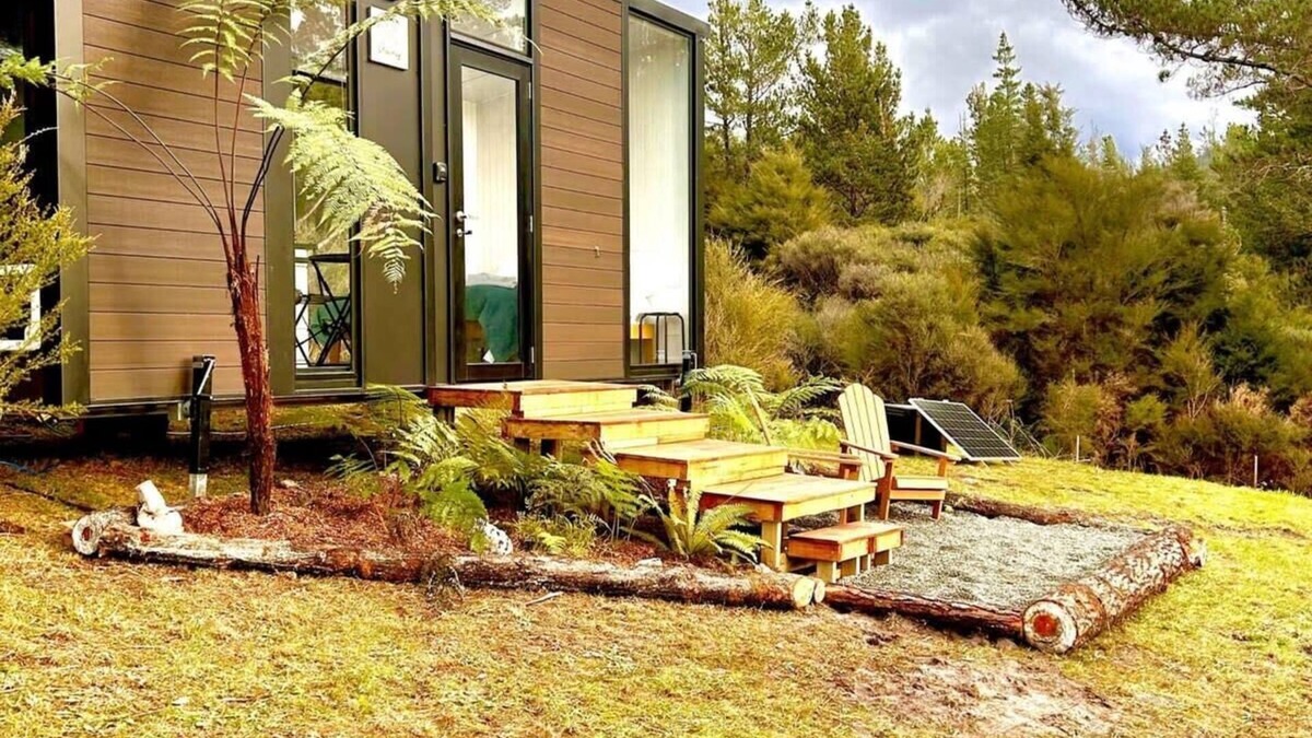 Golden Bay House | Aroha Tiny House by Tiny Away