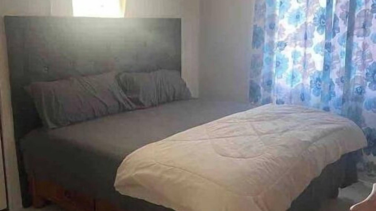 Portmore House | AROMA Residence 2 bedroom house