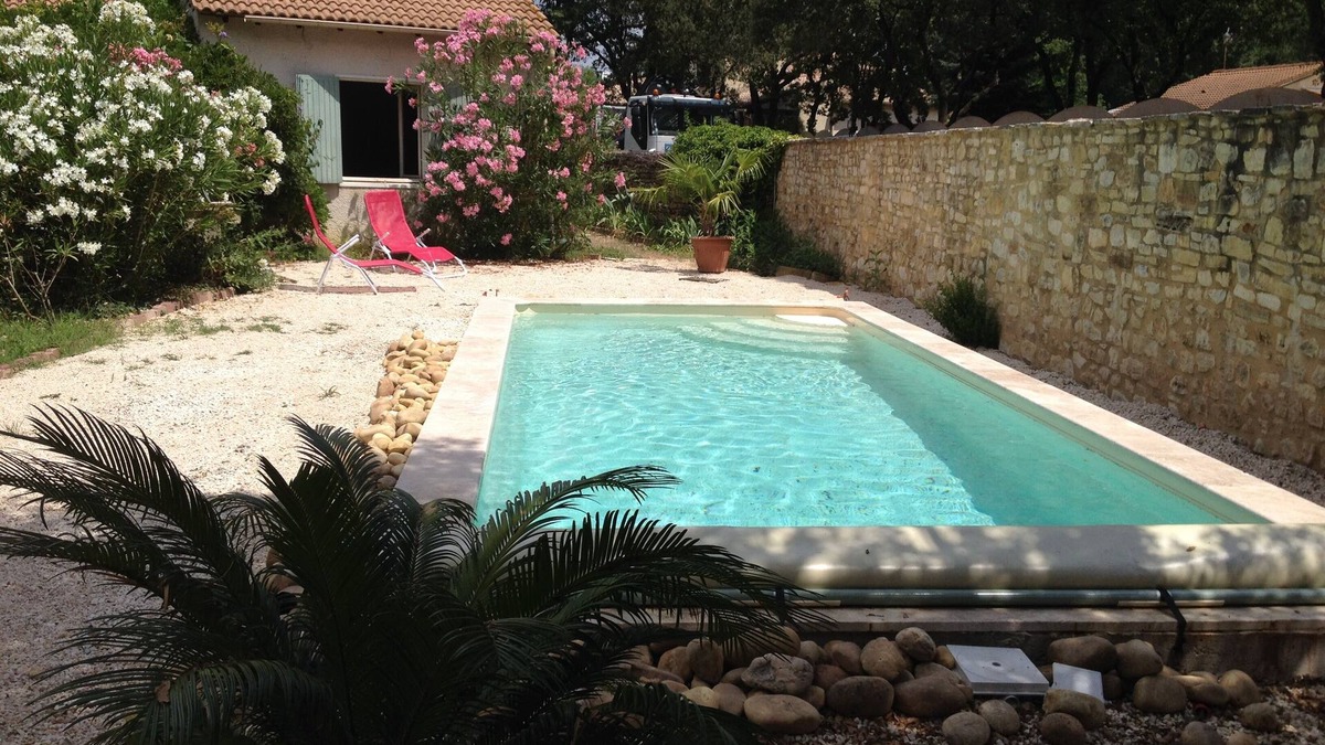Arpaillargues-et-Aureillac House | Arpaillargues Et Aureillac: near Uzes holiday house with pool 7m: 3 beds/135 m2 in the center of a large garden