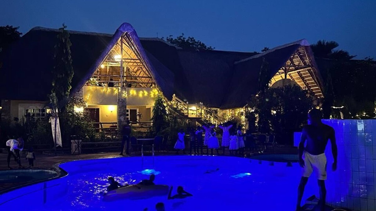Northern Region Hotel | Arra Fishing Lodge