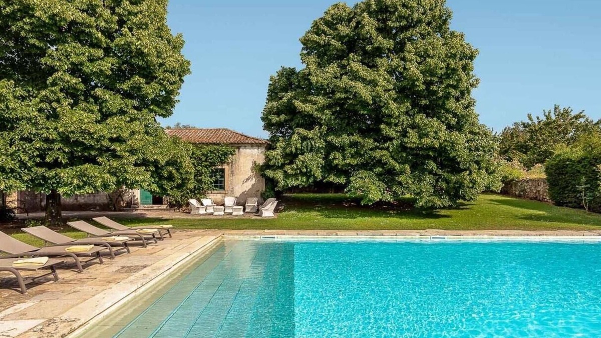Aldeia de Irmaos Villa | Arrabida Estate near Lisbon with Pool and Vineyard