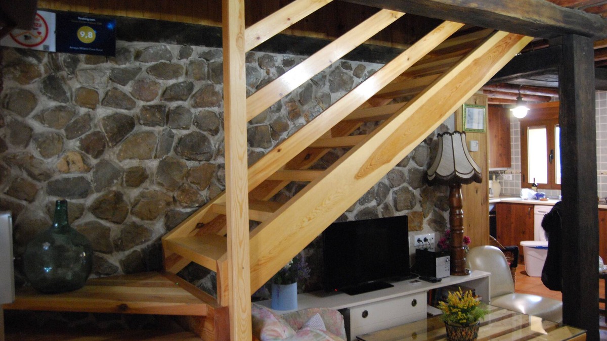 Maello Cottage | Arroyo Milano Casa Rural for 8 people