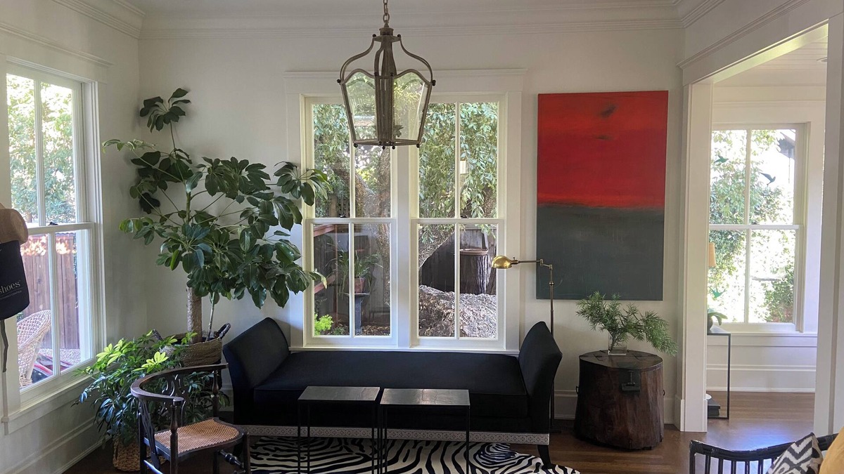 St. Helena House | Art Collector's Jewel Box St. Helena Cottage