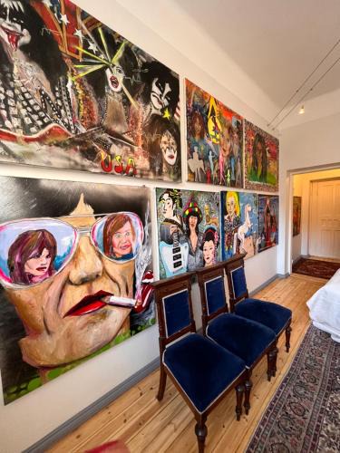 Ullanlinna House | Art gallery room with own entrance at the centre of Helsinki