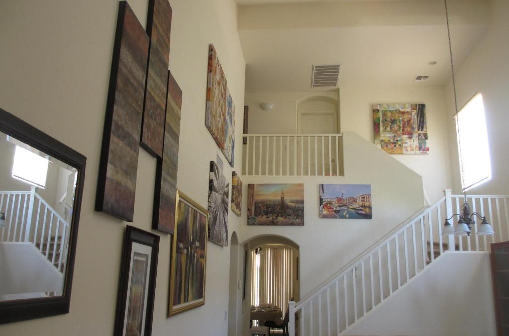 Gilbert House | Art Gallery Vacation House