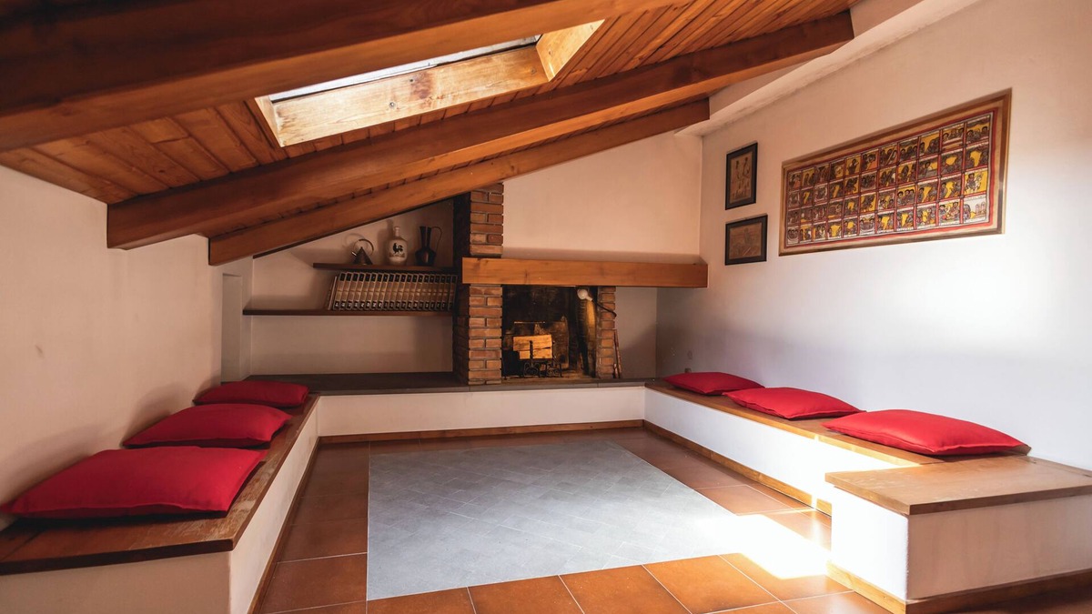 Ravenna Apartment | Art Haven cozy and quiet apartment suitable for families with balcony