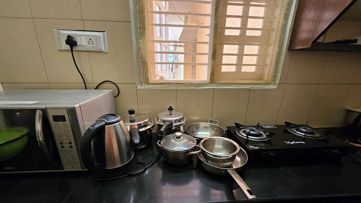 Kanaka Nagar Apartment | Art house luxury service apartments