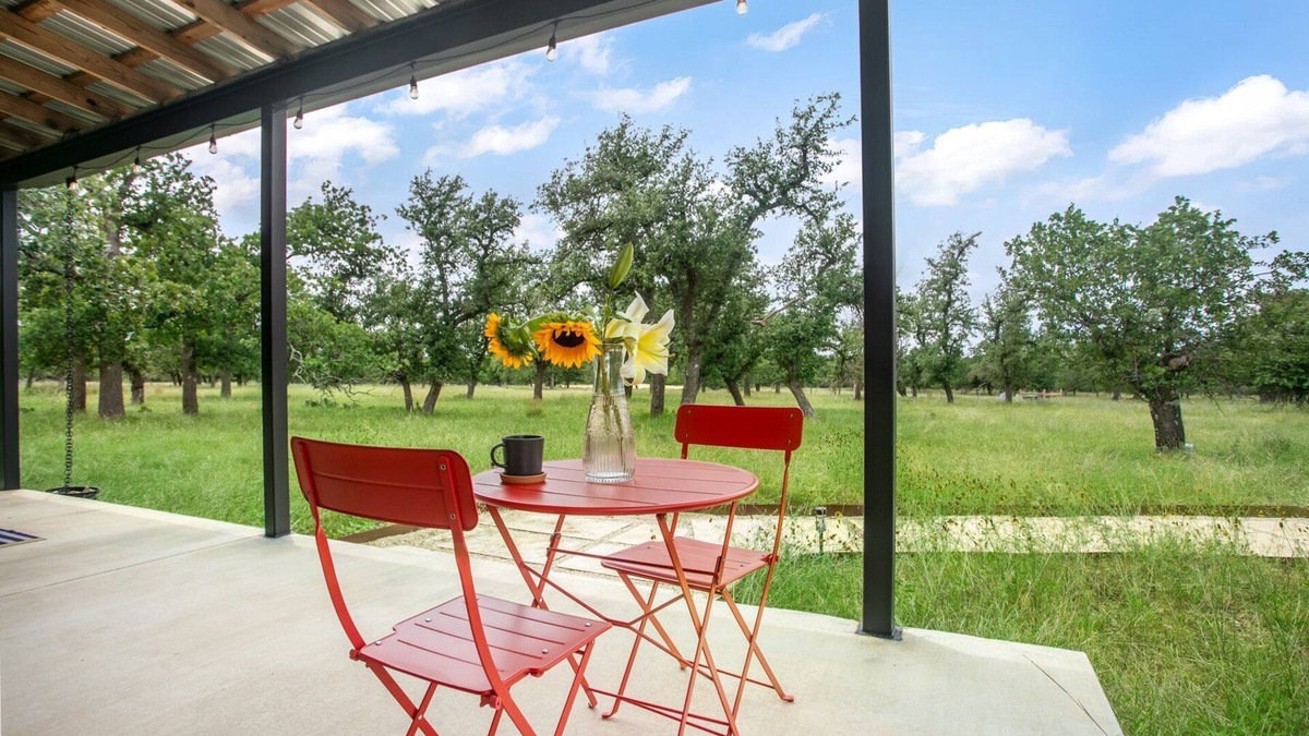 Fredericksburg Cottage | Art Ranch: O'Keeffe | 1/1, Gas Grill, Hill Country Ambience, Art Classes Available Onsite