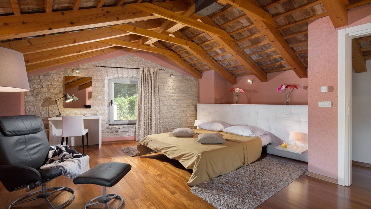 Sorici Villa | Art Villa with Pool on 700m2