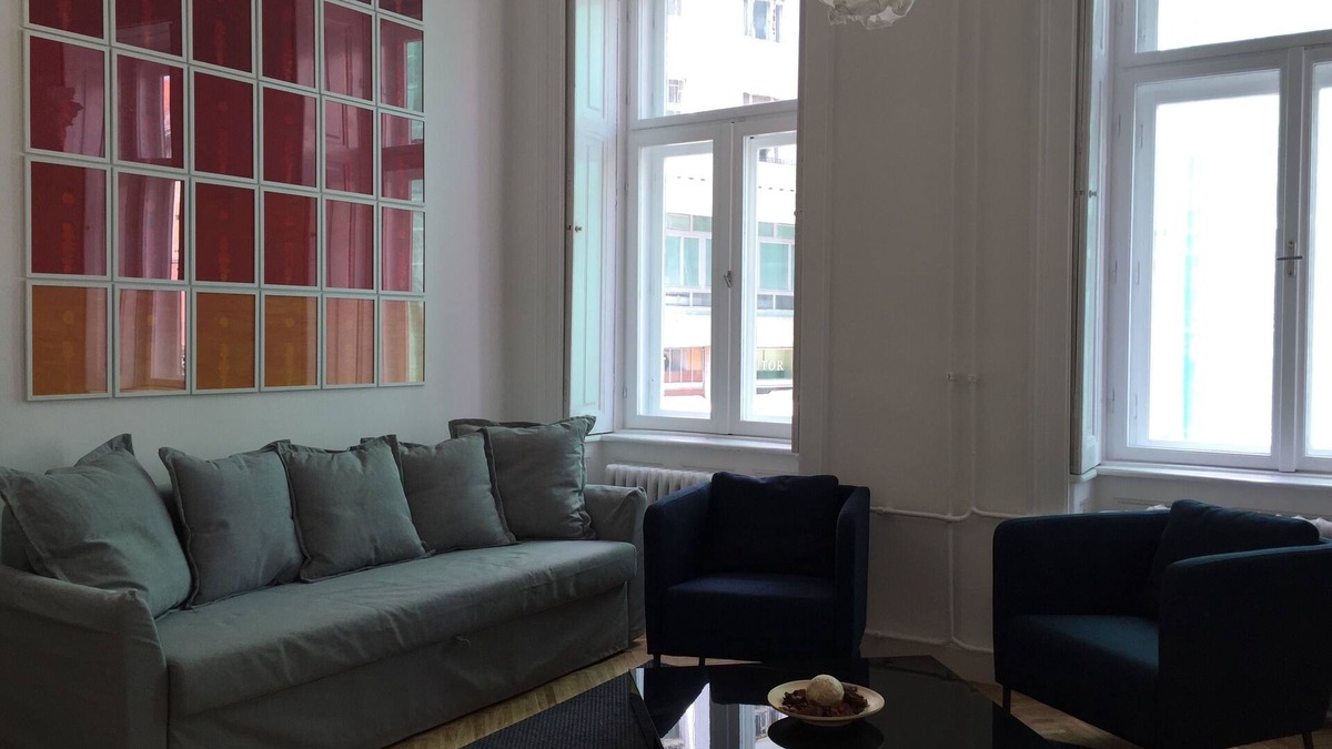 Inner City Budapest Apartment | Artapart Luxury And Art In Budapest - Apartment K3