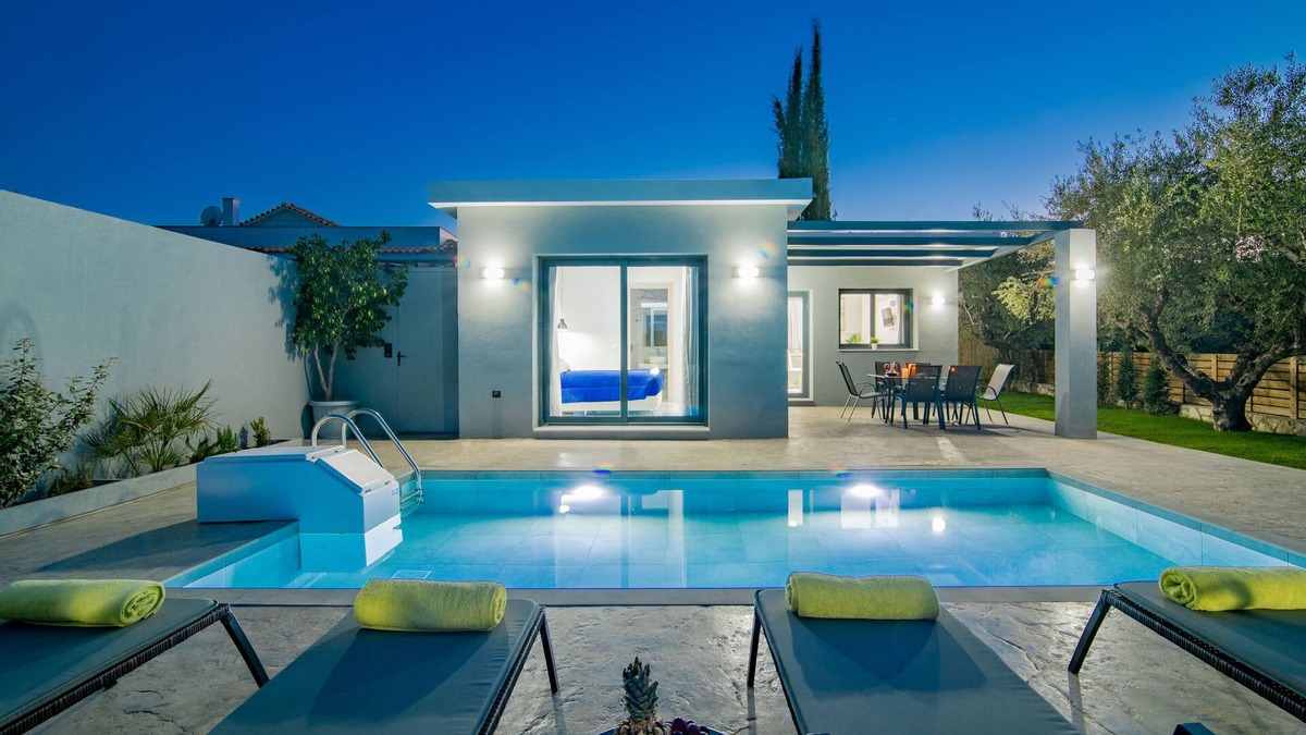 Fiolitis Villa | Artemisia -2 Bedroom Villa with Private pool and Garden View
