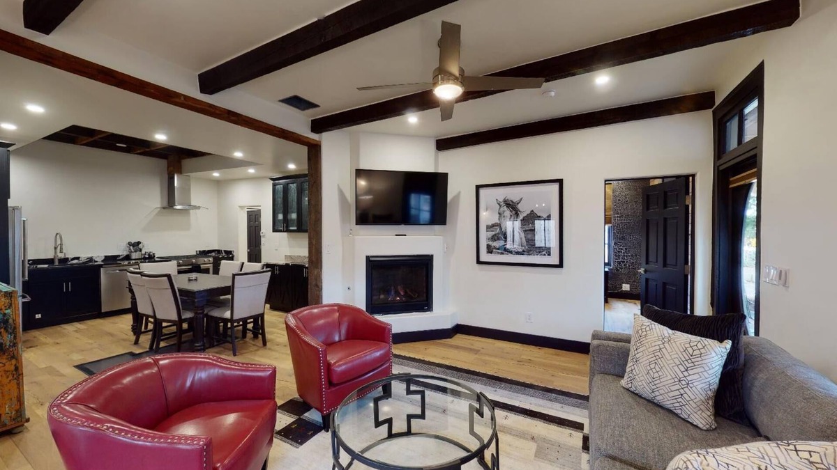 Downtown Santa Fe House | Artesia Casita: Downtown Santa Fe Railyard District, short walk to Plaza