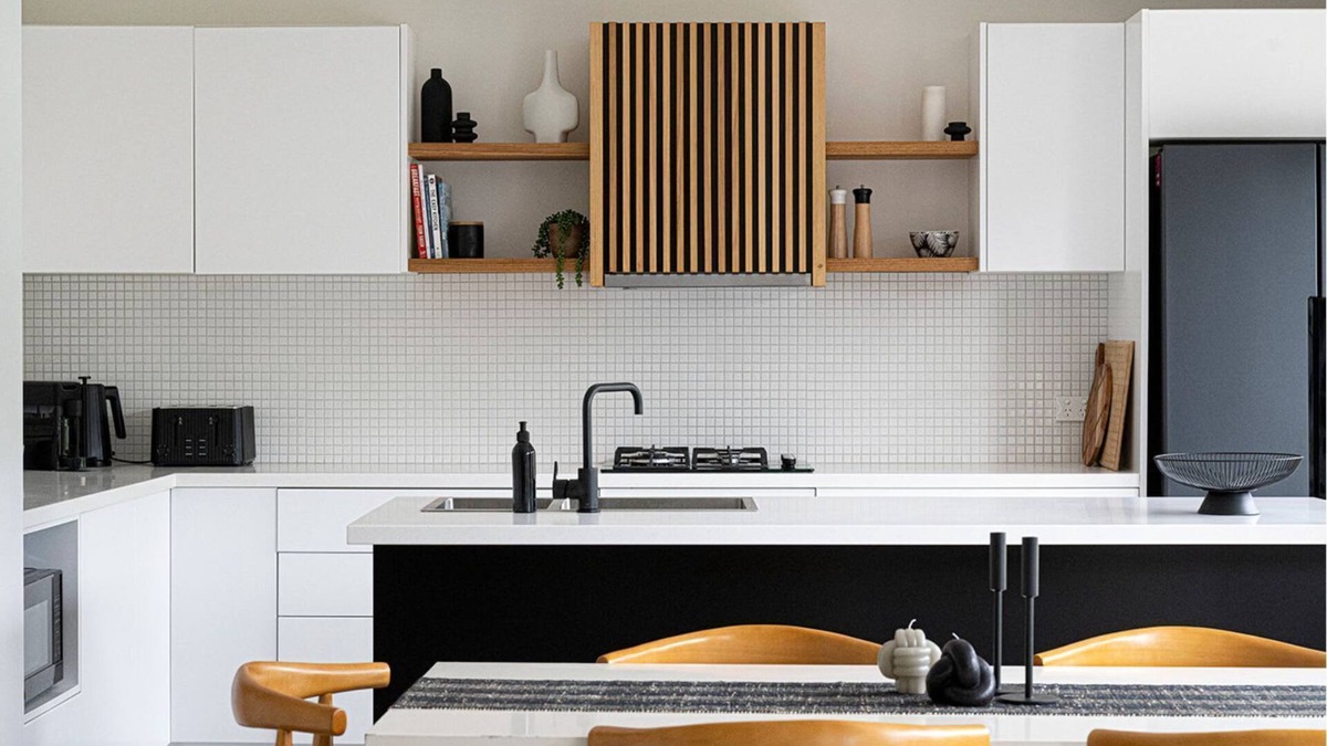 Calare House | Artful Abode - Duntryleague, Vibrant Decor