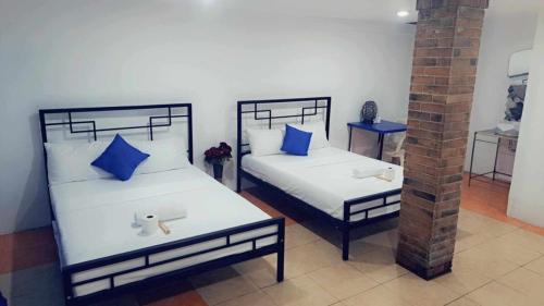 Legazpi Villa | Arthur Holiday Inn Puro Legaspi City Boulevard