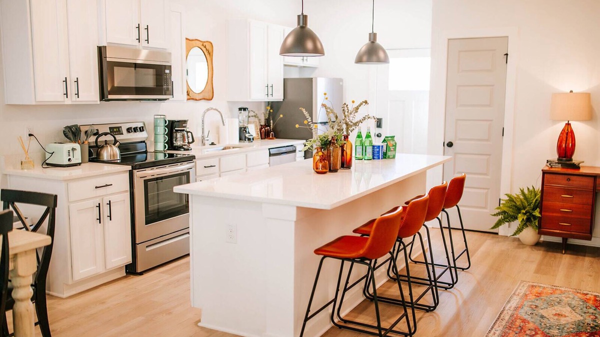 Athens Apartment | Artist Retreat - Near Downtown, Stadium, Campus