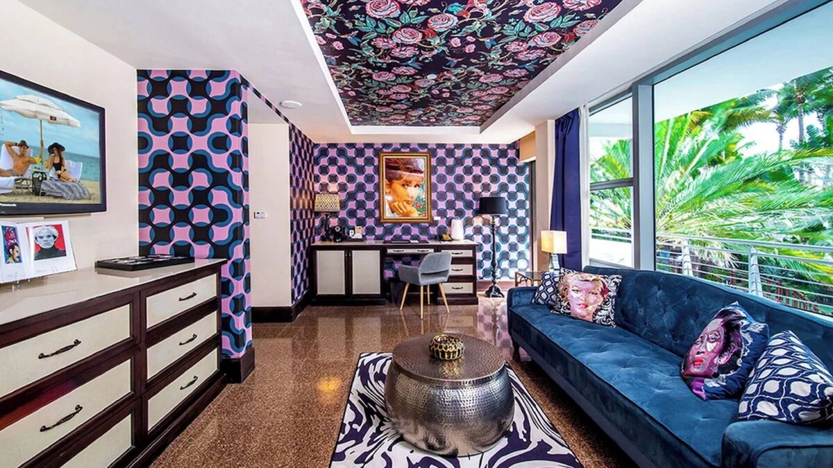 City Center Hotel | Artist Suite, National Hotel – Cabana Level w/Artful Touch