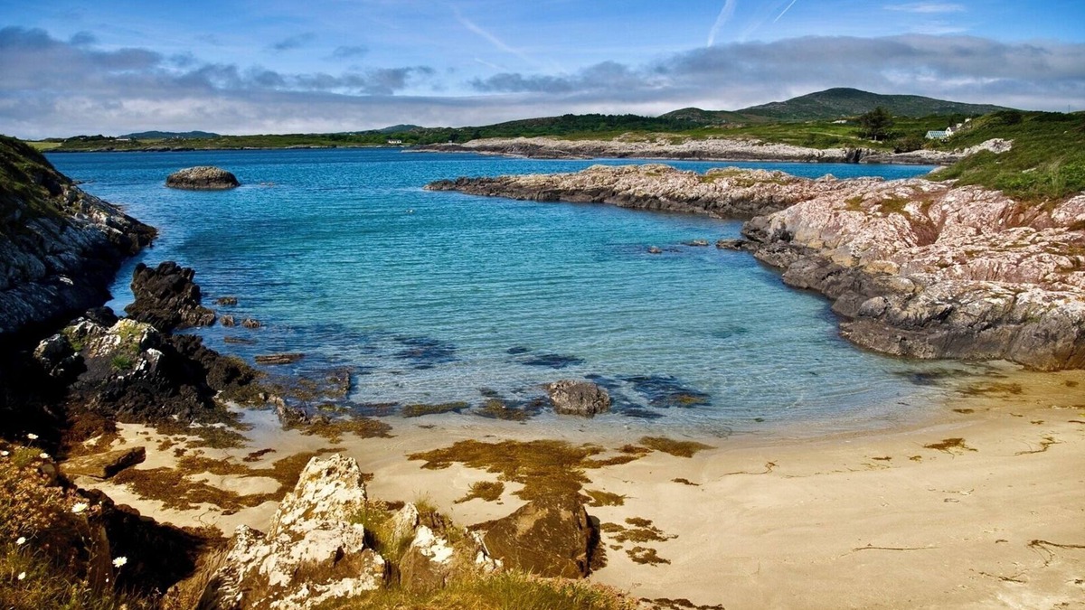 Toormore House | Artist Week Holiday at Atlantic Ocean
