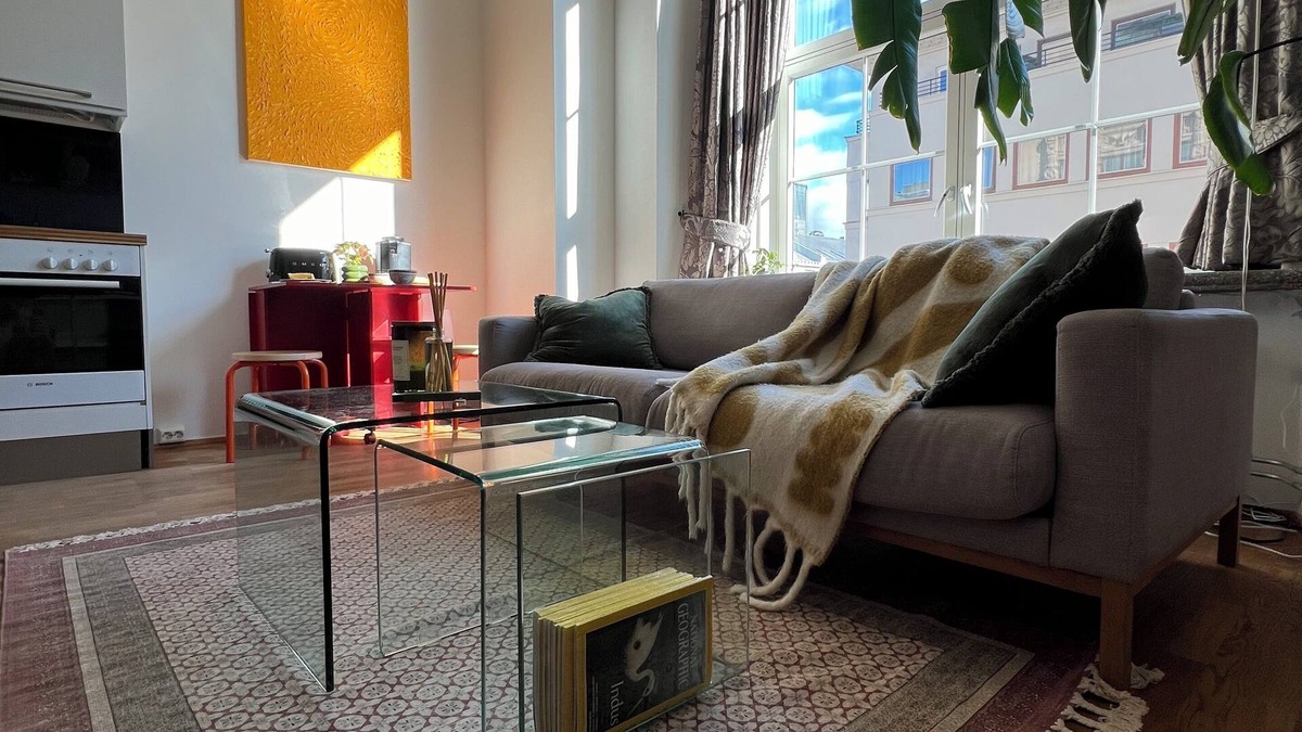 Oslo City Centre Condo | Artistic apartment in the heart of Oslo. Walking distance to all attractions.