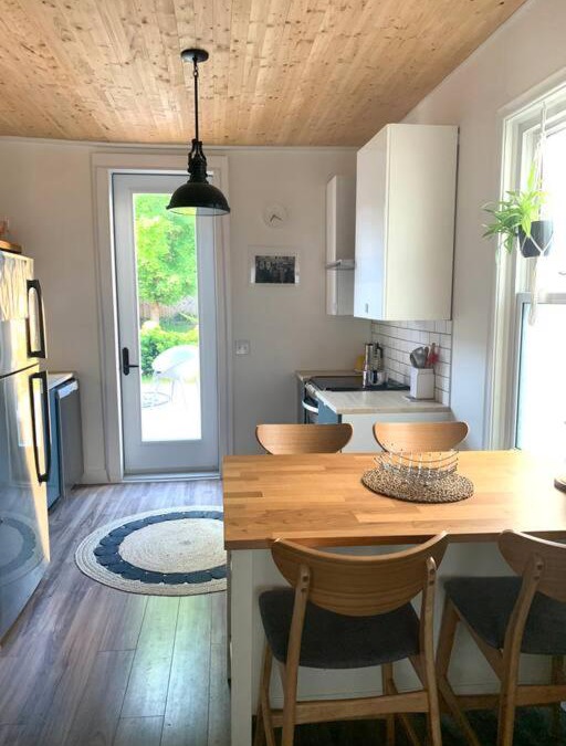 Prince Edward House | Artistic Picton getaway