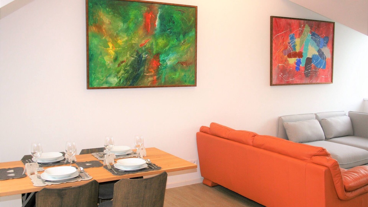 Nove Mesto Apartment | ★ artistic ★ spacious ★ air-conditioned ★ patio ★ terrace ★ free parking