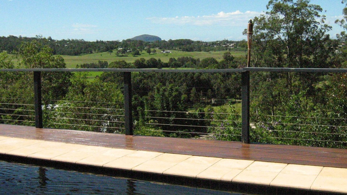 Rosemount Apartment | Artizen bed and breakfast - pet friendly weekender