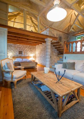 Aristi House | Artsistas Houses