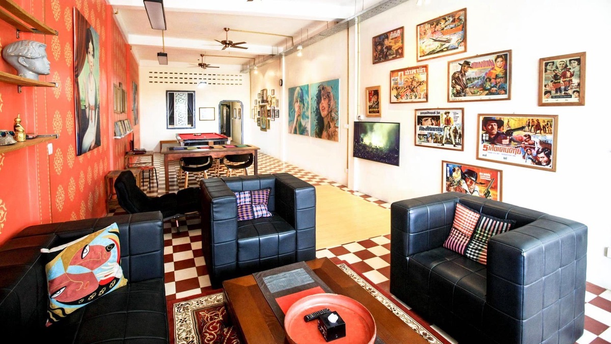 Traeuy Kaoh Apartment | Arty and modern 3 bedrooms house. Family or group of friends are welcome.