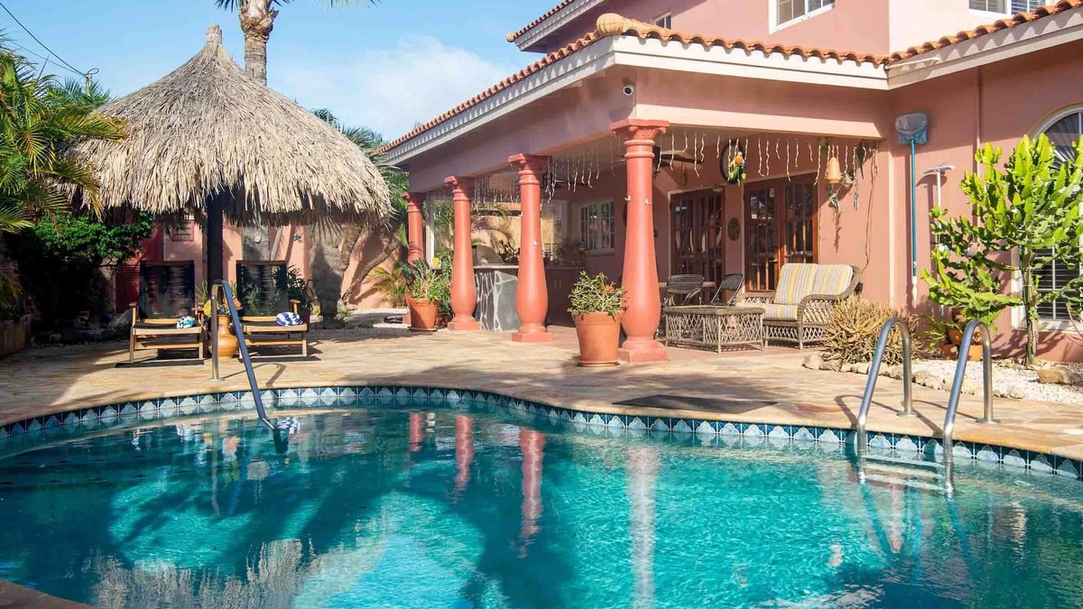 Paradera House | Aruba Sully Villa, 4BR house w/Private Pool!