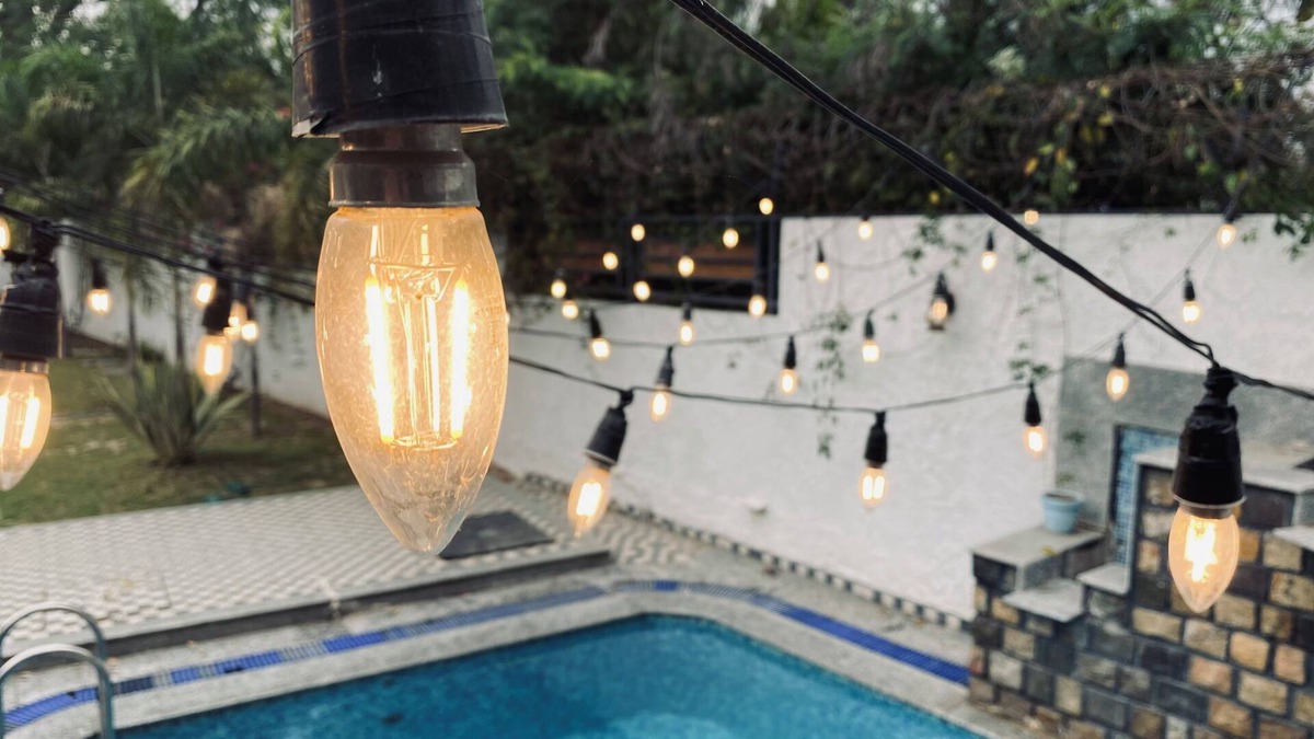 Jhajra Villa | Arubhi Cottage, a green hideaway with pool
