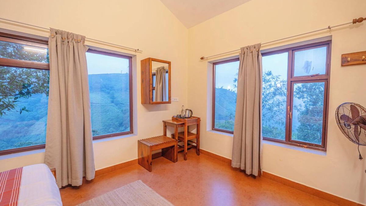 Vagamon Bed & Breakfast | Aruvi Vagamon by Voye Homes