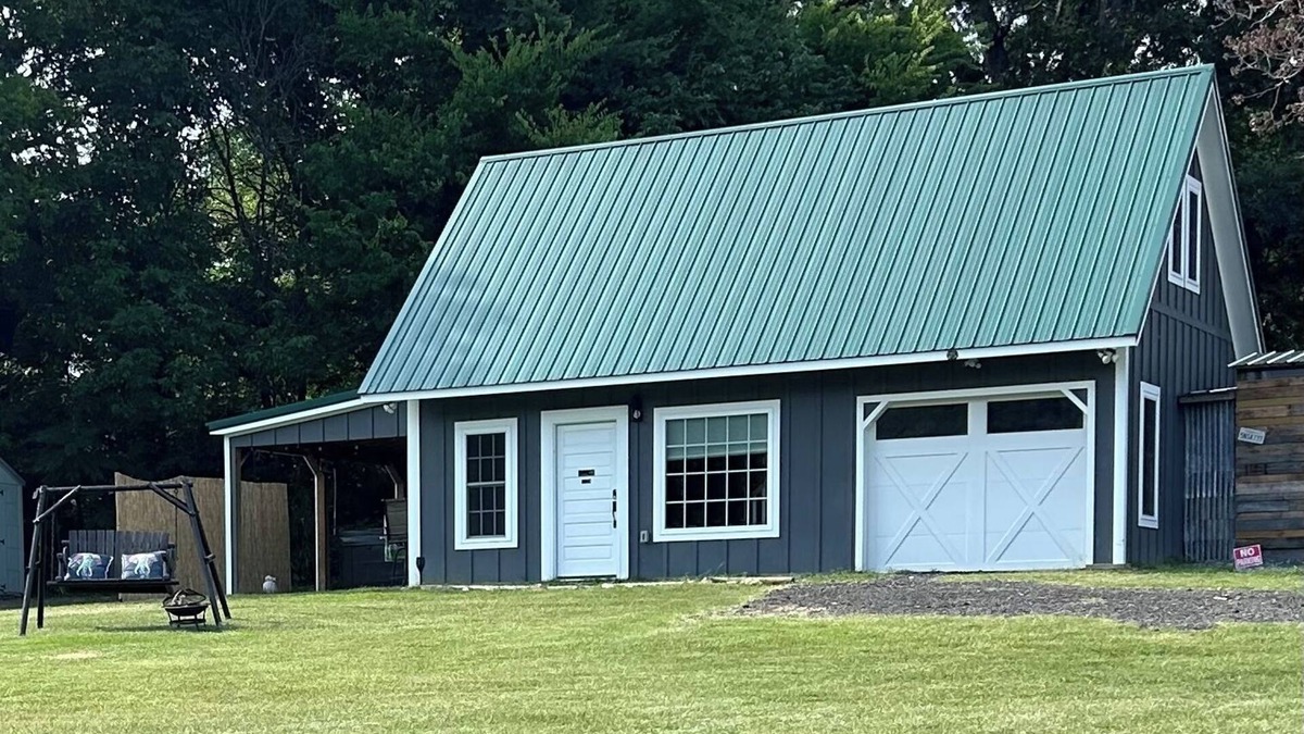 Greensboro Cottage | Arya’s cottage - NO SMOKING