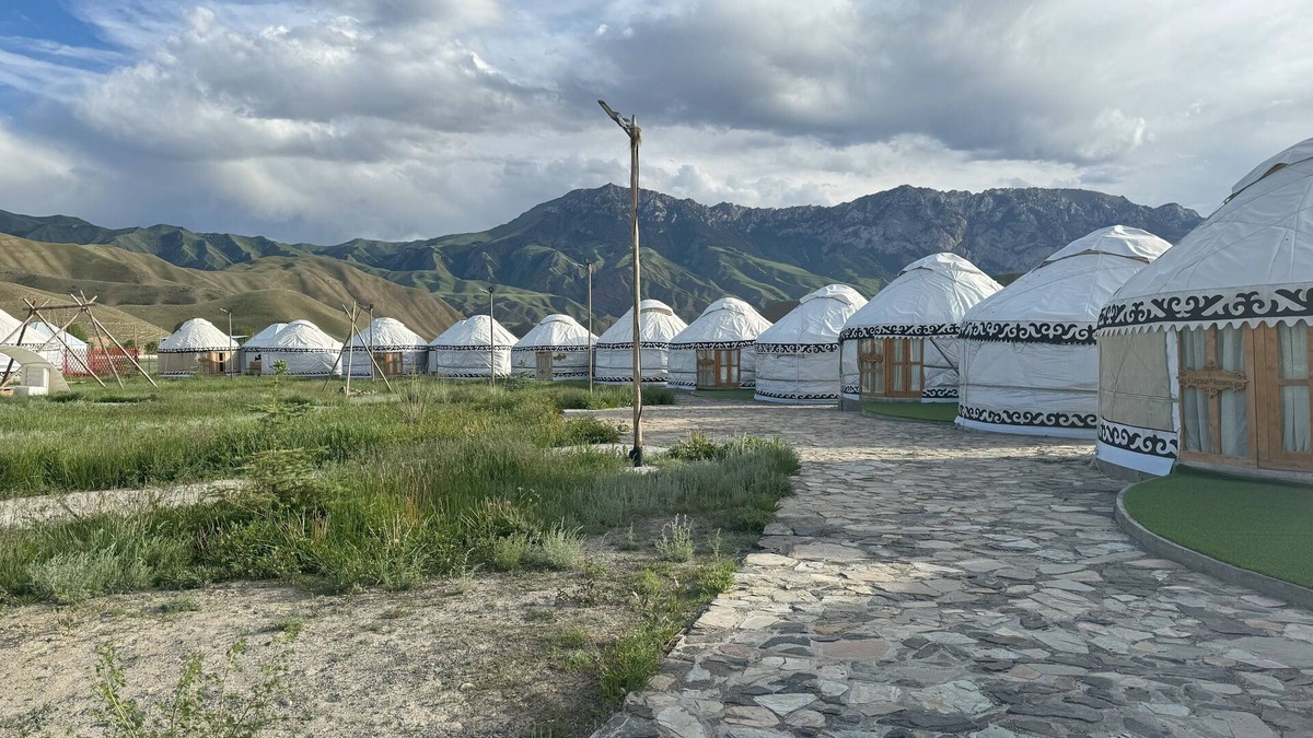 Naryn Cabin | As a Nomad Naryn