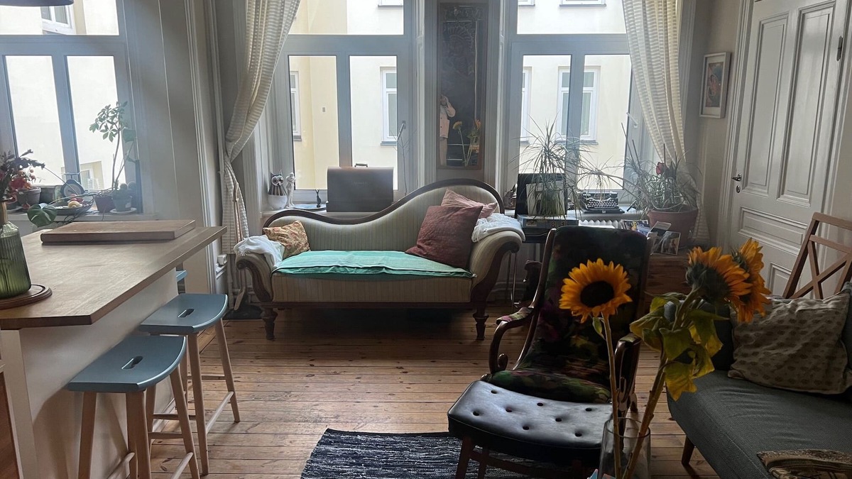Sodermalm Apartment | As Central as you Wish and Get! City, Slussen and Södermalm in a Glance