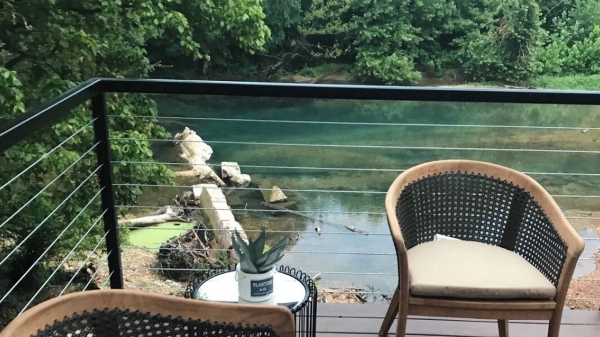 Maysville House | As seen on HGTV newly remodeled streamside cabin