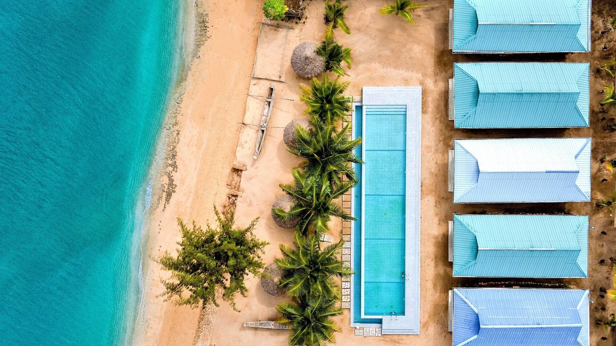 Fukuchani House | Asante Sana Beach Cottages - Deluxe Beachfront Cottage