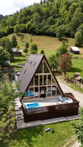 Brosteni House | Ascape Kabin