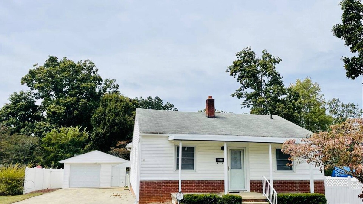 Asheboro House | Asheboro Getaway near downtown