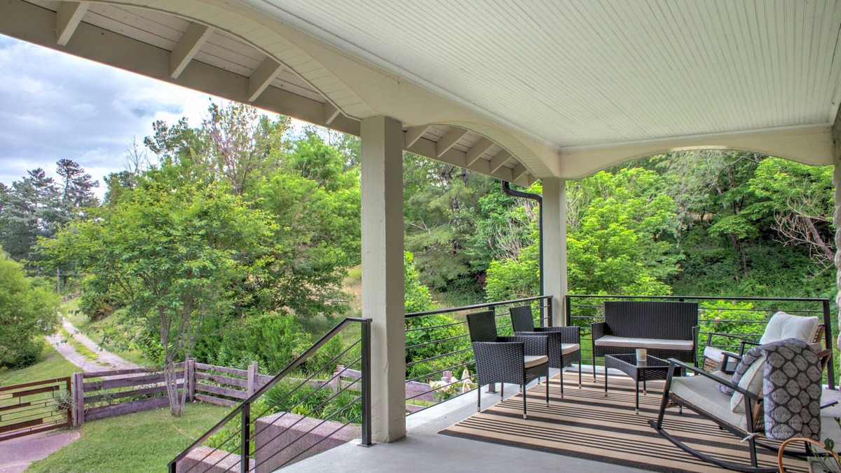 Woodfin House | Asheville Dream Farmhouse | 4BR Home Near Downtown Asheville
