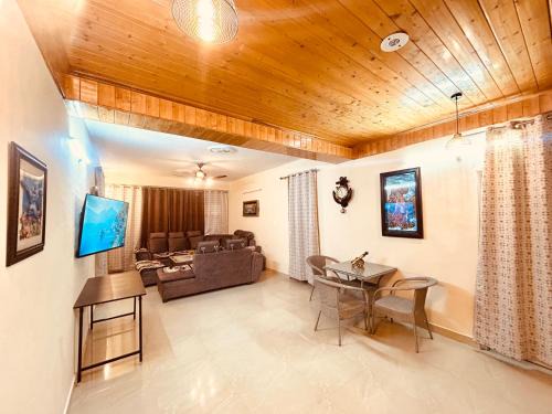 Solan Apartment | Ashiana at Ivy Apartments