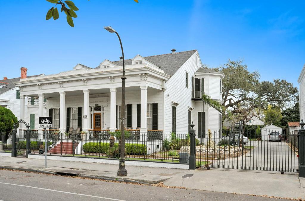 Esplanade Ridge Bed & Breakfast | Ashton's Bed and Breakfast