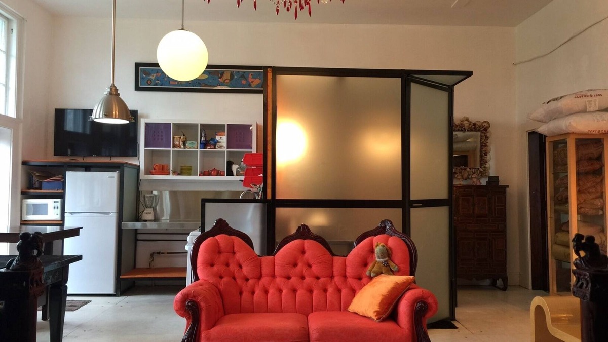Hudson House | Asian room in the Cemetery Schoolhouse