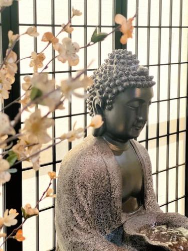 Sparks House | Asian Zen Den
