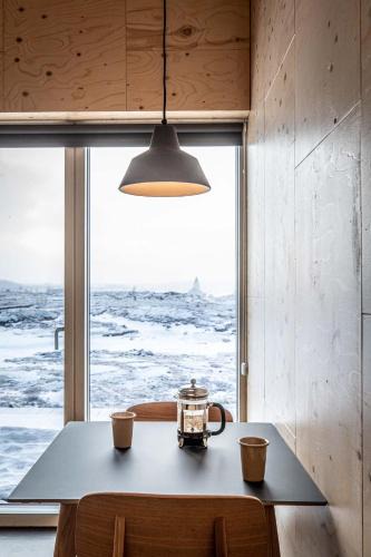 Reykjahlið Apartment | Aska, Modern Cabin