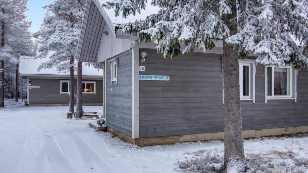Pyhatunturi House | Aslakin Helmi A by Interhome