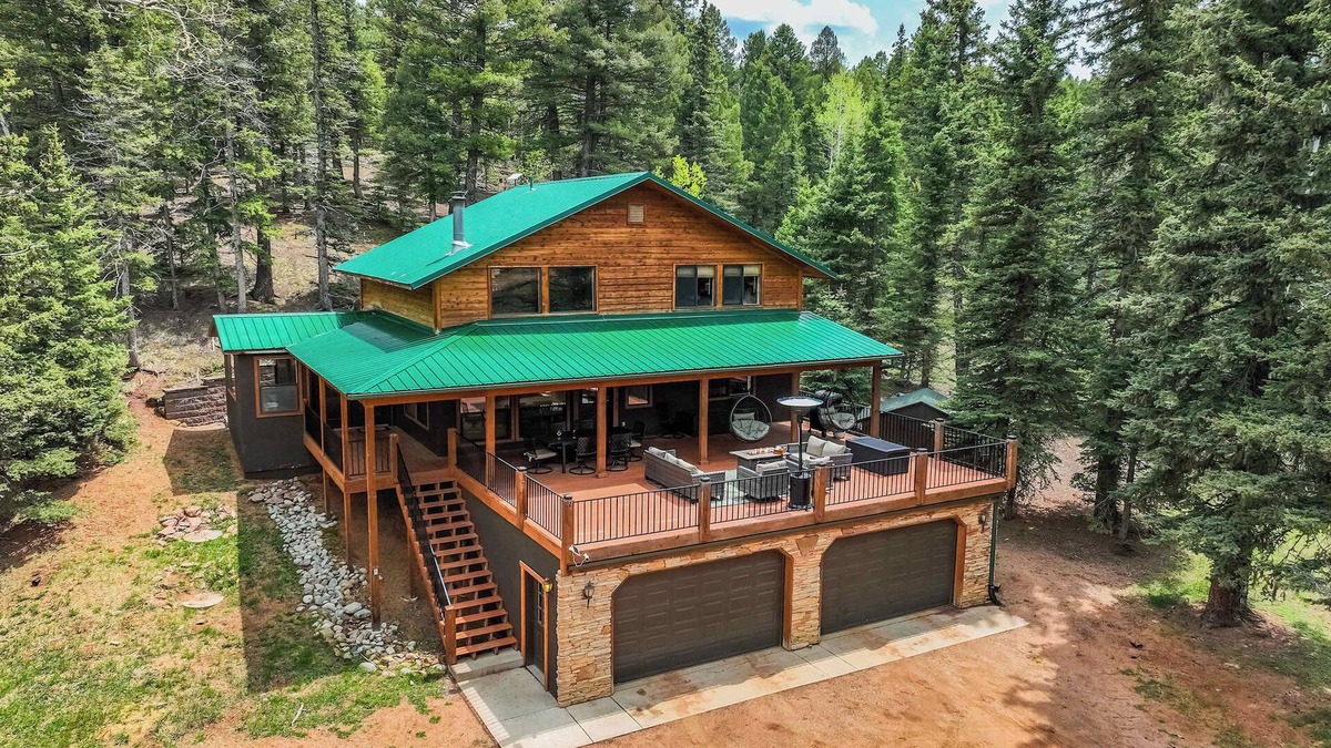Spring Valley Cabin | Aspen Haven! Mountain Escape with Hot Tub & Views