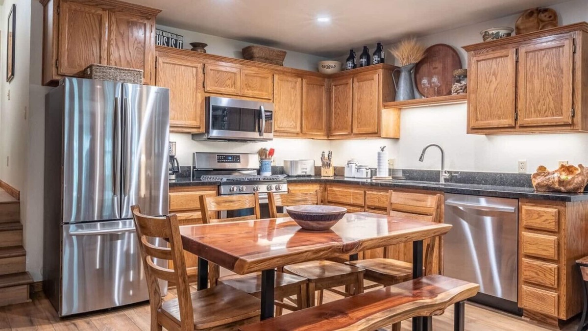 June Lake Condo | Aspen Meadows 10 -Beautifully Furnished