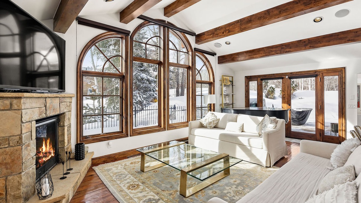 Aspen House | Aspen Paradise! Relax & entertain indoors and outdoors in comfort and serenity.