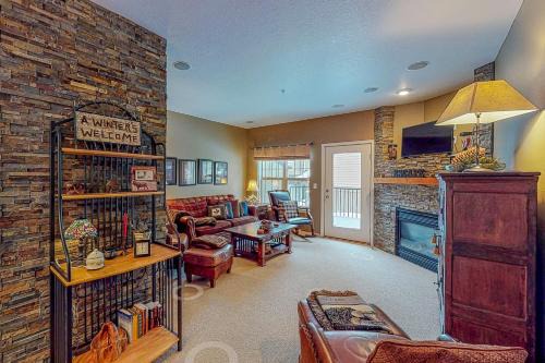 Government Camp Apartment | Aspenglow Condo 67